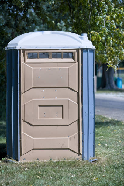 Best Porta potty delivery and setup  in Marianna, FL